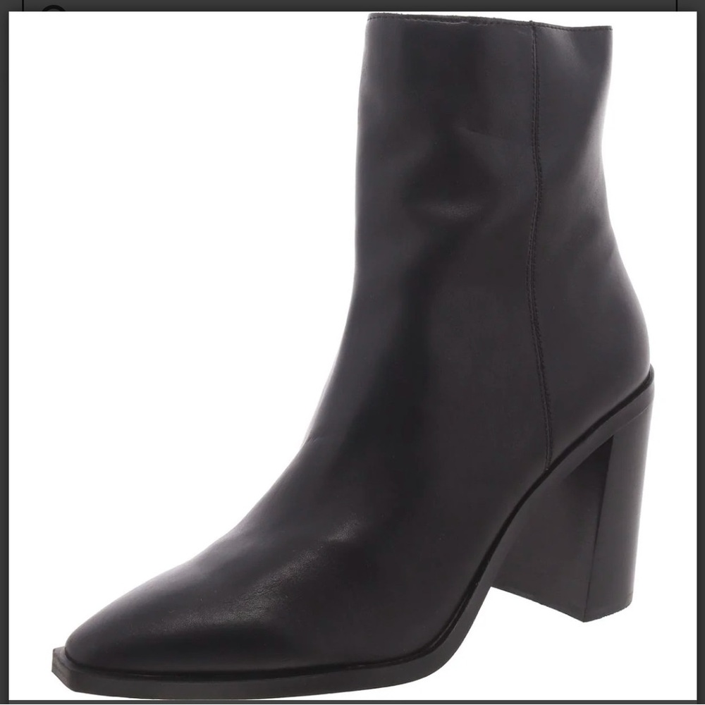 STEVE MADDEN SPARROW BLACK BOOTS